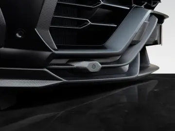 Urus Graphite Capsule   Matt Paint   Carbon Pack