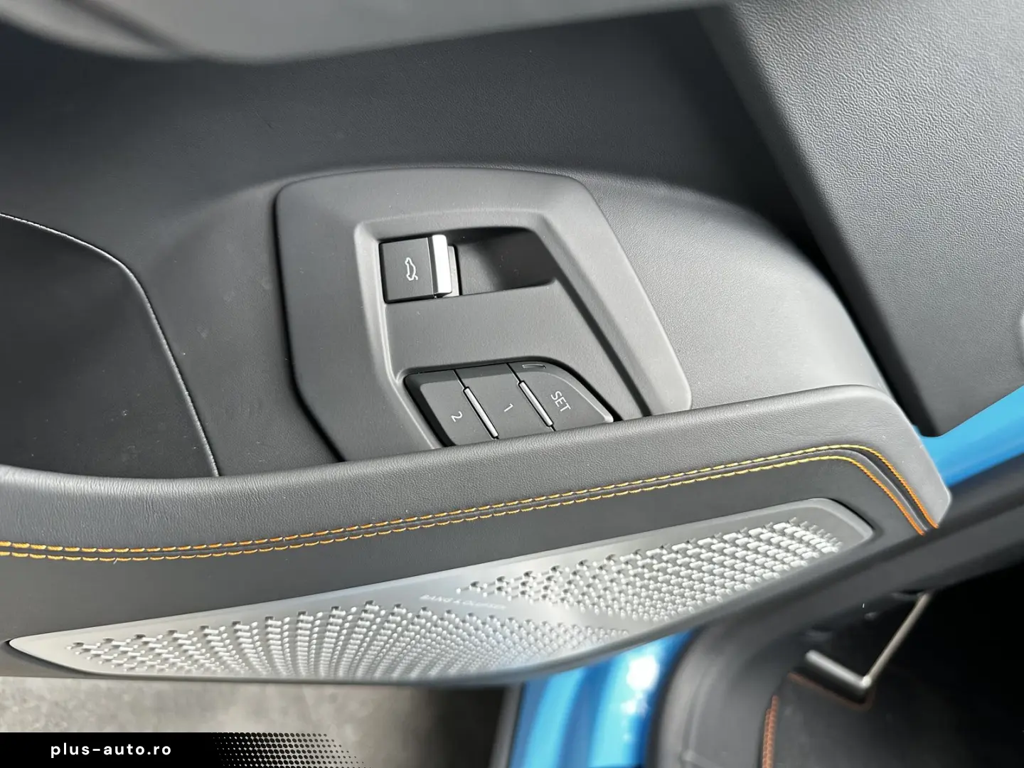 URUS Urus PANO CARBON PACKET B&O SOUND