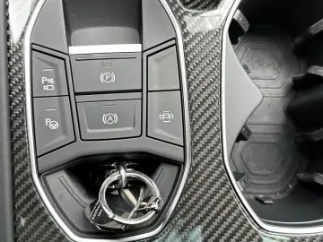 URUS Urus PANO CARBON PACKET B&O SOUND