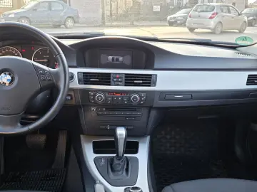 Vand Bmw Seria 3 Automat 2012 184 cp