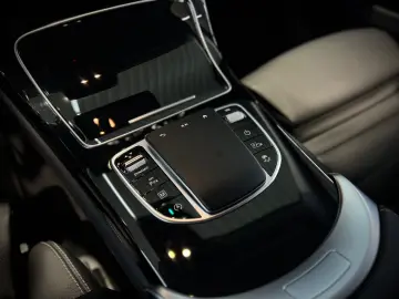 GLC 220 d 4Matic AMG-LINE WIDESCREEN 1.HAND