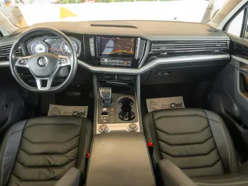 Volkswagen Touareg 3.0 TDI 4Motion