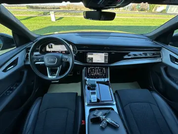 Audi Q8 50 TDI quattro S-LINE MATRIX
