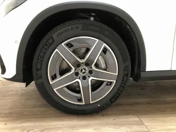 GLC 220 d 4M AMG  Kamera AHK Pano DIGITAL LIGHT