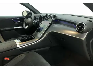 GLC 220 d 4M AMG  Kamera AHK Pano DIGITAL LIGHT