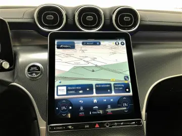 GLC 220 d 4M AMG  Kamera AHK Pano DIGITAL LIGHT