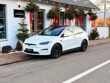 Tesla Model X Long Range
