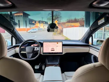 Tesla Model X Long Range
