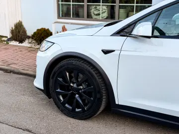 Tesla Model X Long Range