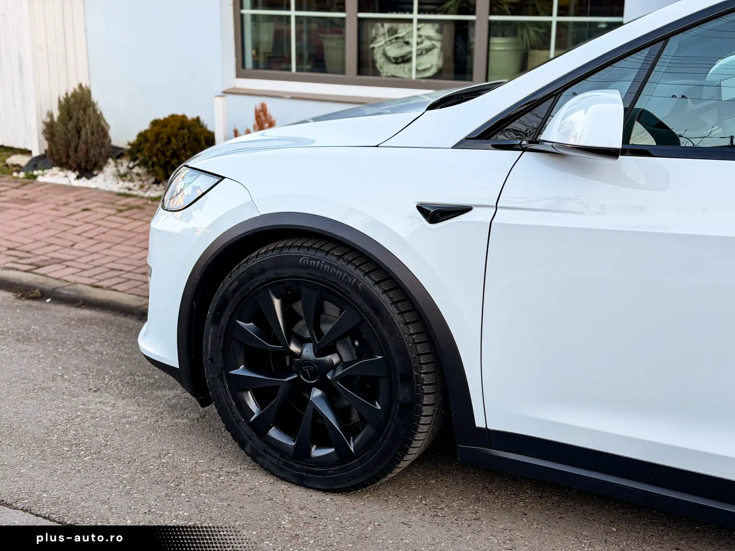 Tesla Model X Long Range