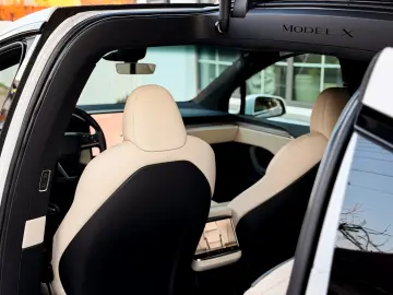 Tesla Model X Long Range