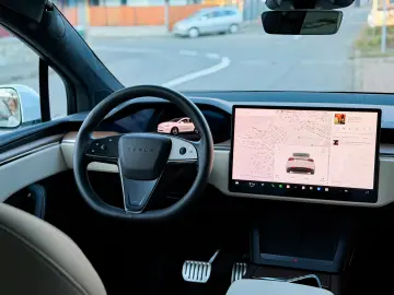 Tesla Model X Long Range