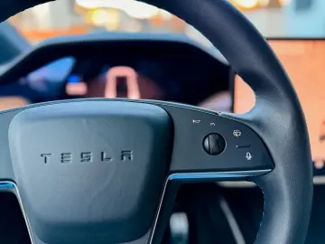 Tesla Model X Long Range