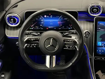 GLC 220 4M AMG Line Night AHK Digi.Light Leder