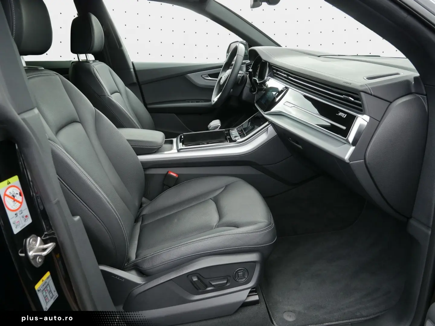 Q8 55 TFSI qu. S line (Ext) AHK Matrix HuD Air