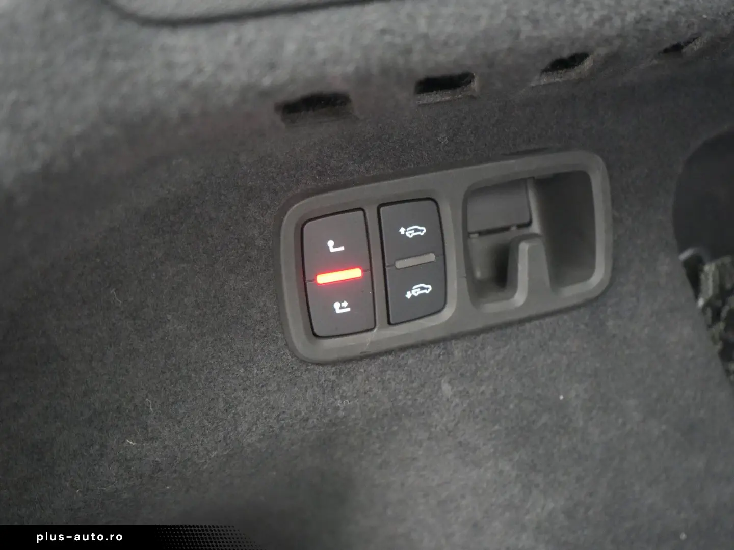 Q8 AHK B&O LEDER NACHTSICHT NAVI SITZBELÜFTUNG