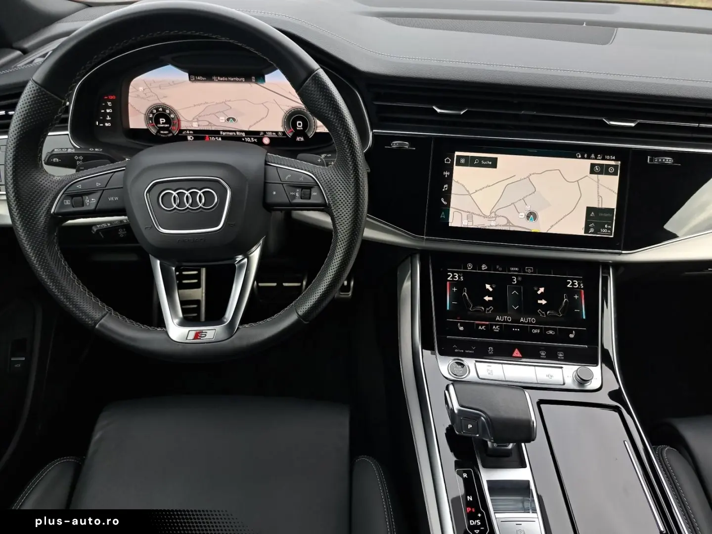 Q8 55 TFSI quattro tiptr. S line PANO AHK KAM 23