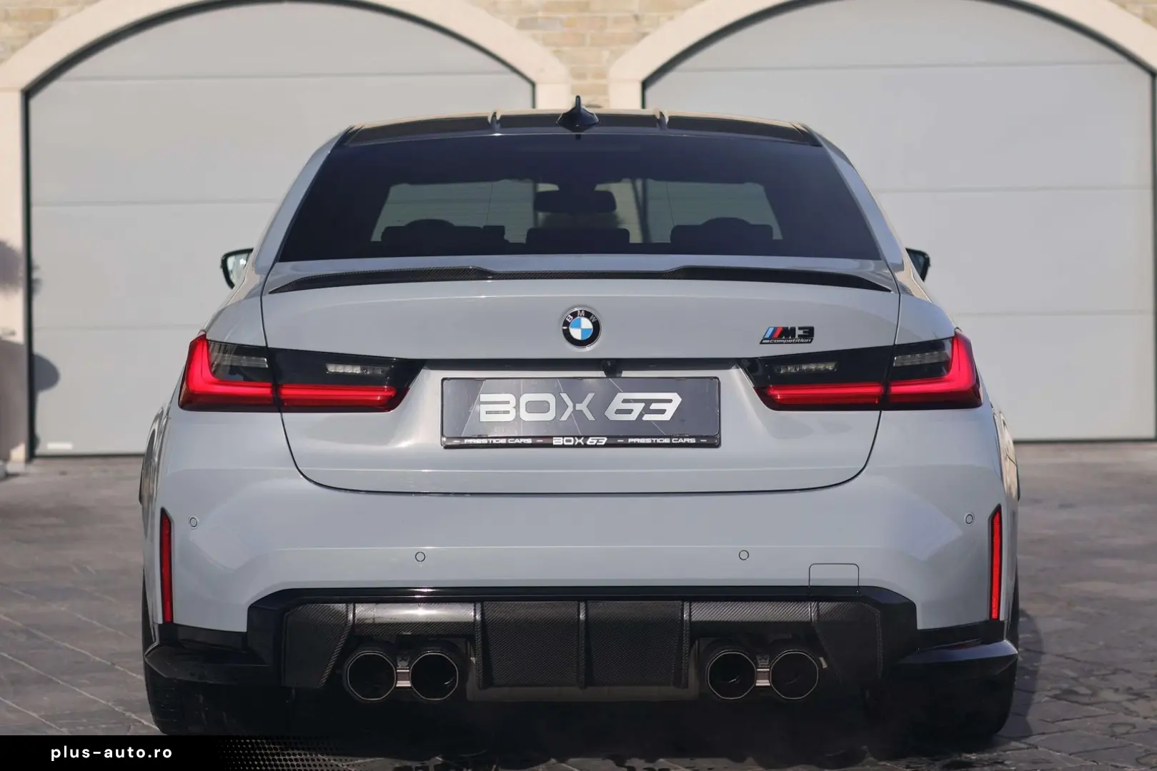 M3 Competition  Akrapovic  Carbon  H K  HUD  360