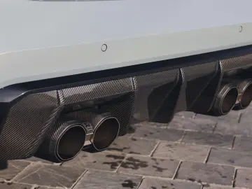 M3 Competition  Akrapovic  Carbon  H K  HUD  360