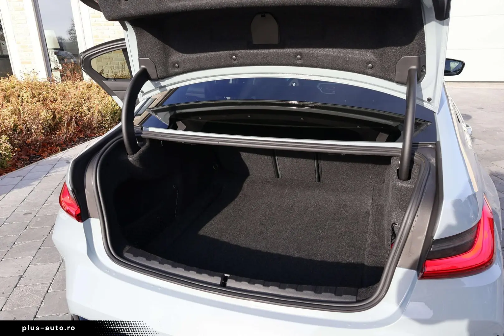 M3 Competition  Akrapovic  Carbon  H K  HUD  360