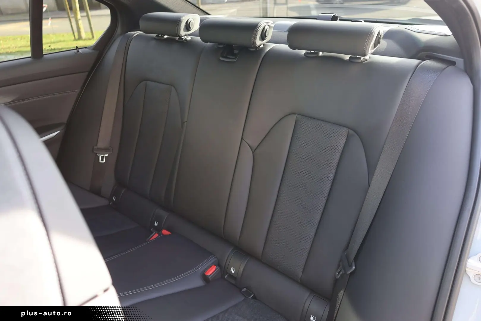 M3 Competition  Akrapovic  Carbon  H K  HUD  360