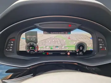 Q8 50 TDI qu S line MATRIX PANO STHZG Luft 22