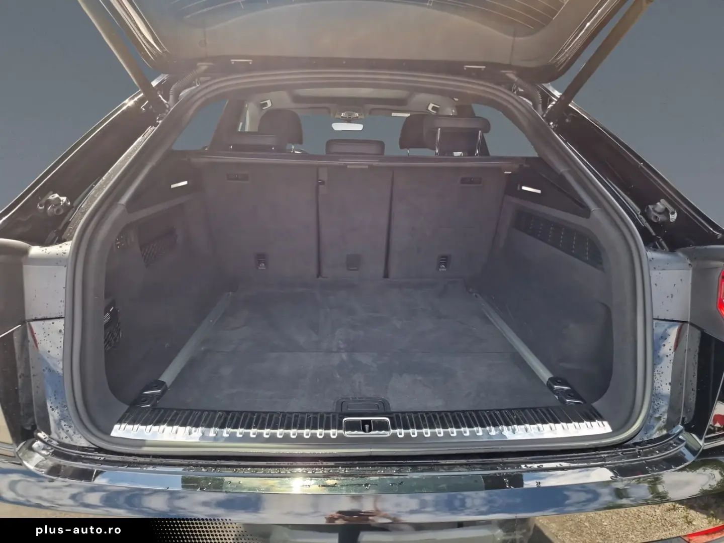 Q8 50 TDI qu S line MATRIX PANO STHZG Luft 22