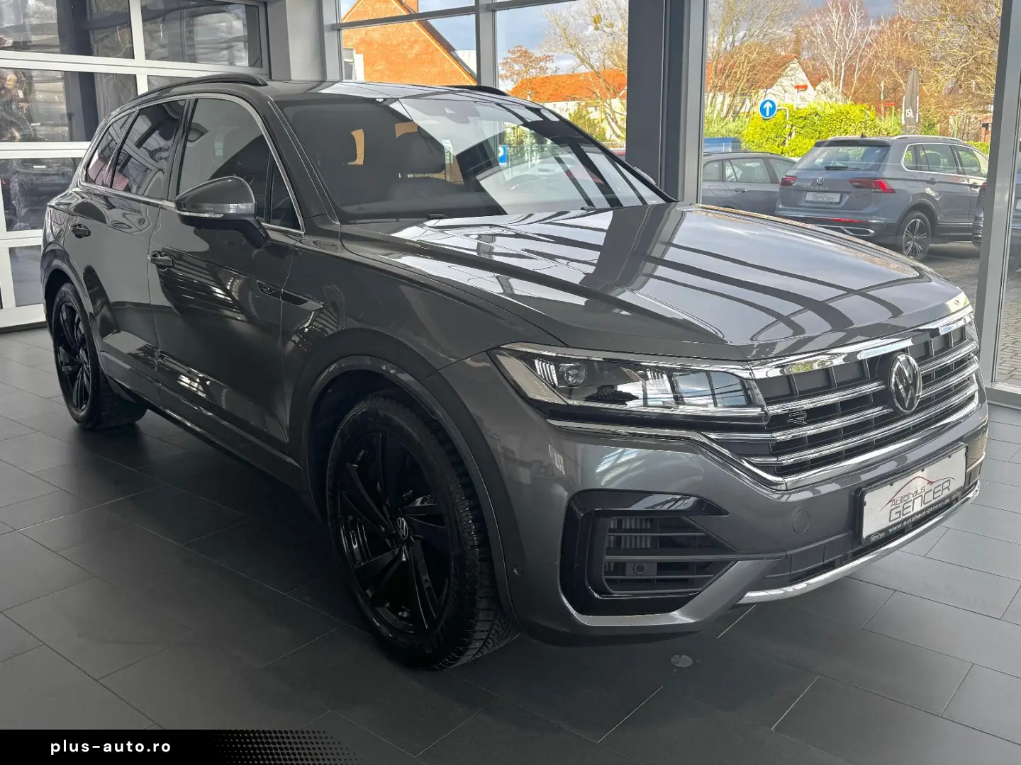 Touareg R-Line 4Motion 3.0 TSI Pano LED Head-Up