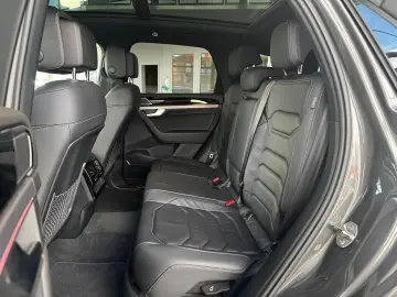 Touareg R-Line 4Motion 3.0 TSI Pano LED Head-Up