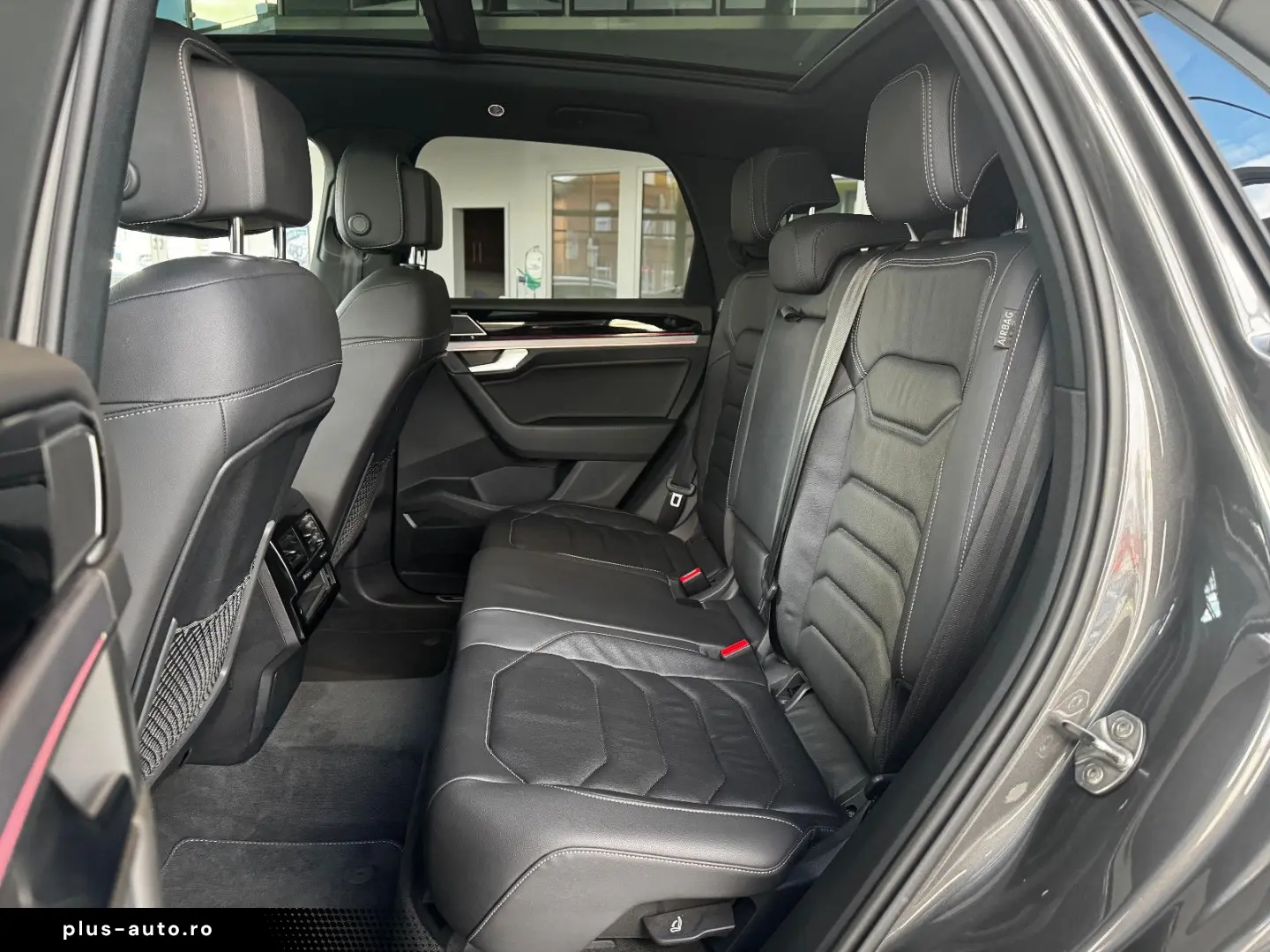 Touareg R-Line 4Motion 3.0 TSI Pano LED Head-Up