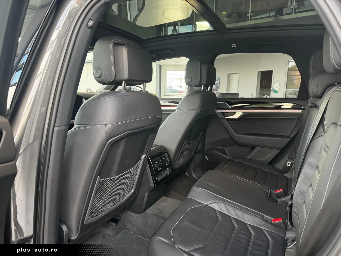 Touareg R-Line 4Motion 3.0 TSI Pano LED Head-Up