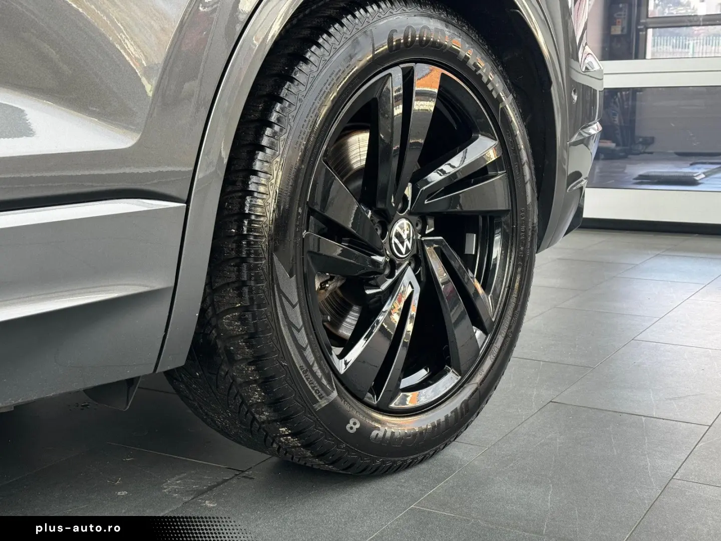 Touareg R-Line 4Motion 3.0 TSI Pano LED Head-Up