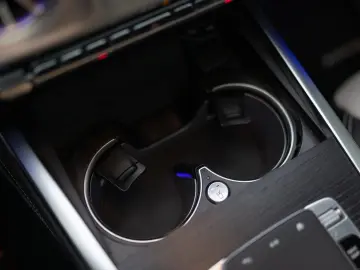 G 63 weiß-magno Fahrwerk NightI II Stdhzg 360