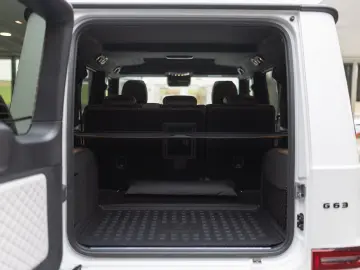 G 63 weiß-magno Fahrwerk NightI II Stdhzg 360