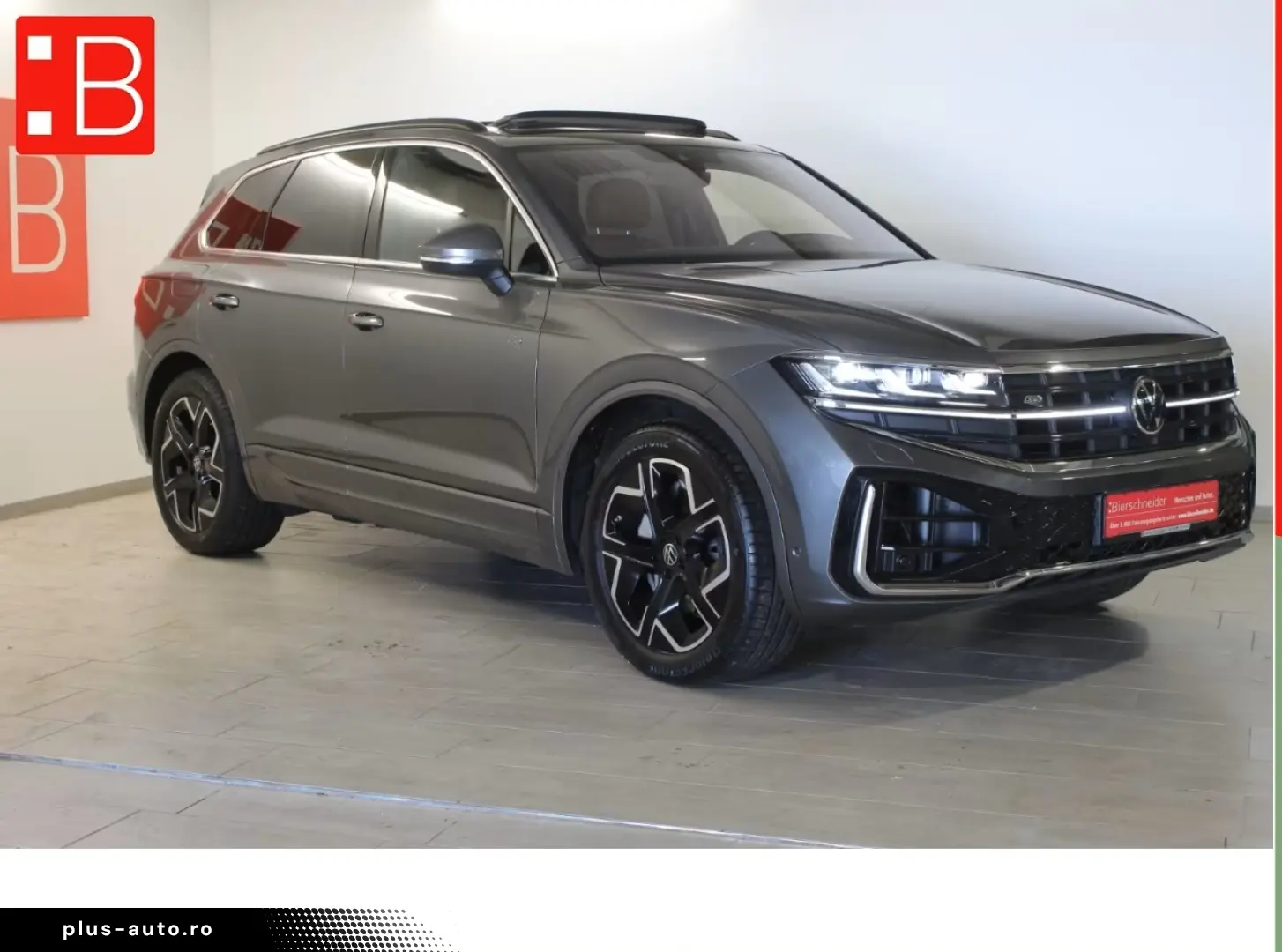 Touareg 3.0 TSI 2x R-Line 20 PANO AHK STAND