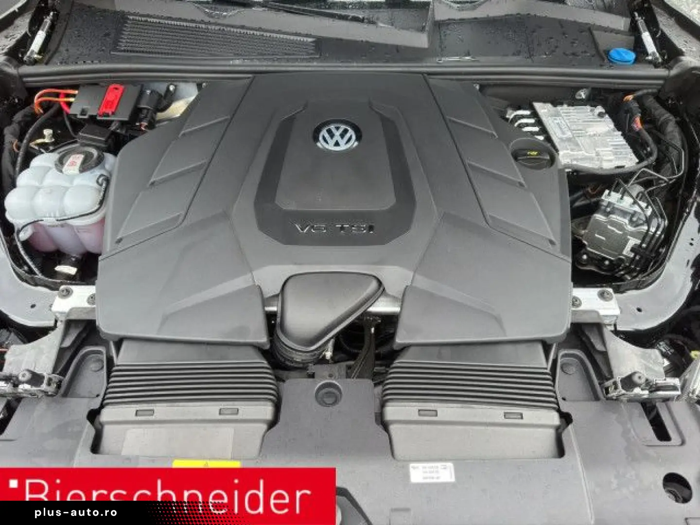 Touareg 3.0 TSI R-Line AHK PANO STAND HuD 360