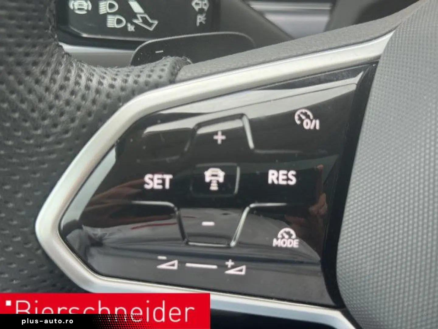 Touareg 3.0 TSI R-Line AHK PANO STAND HuD 360