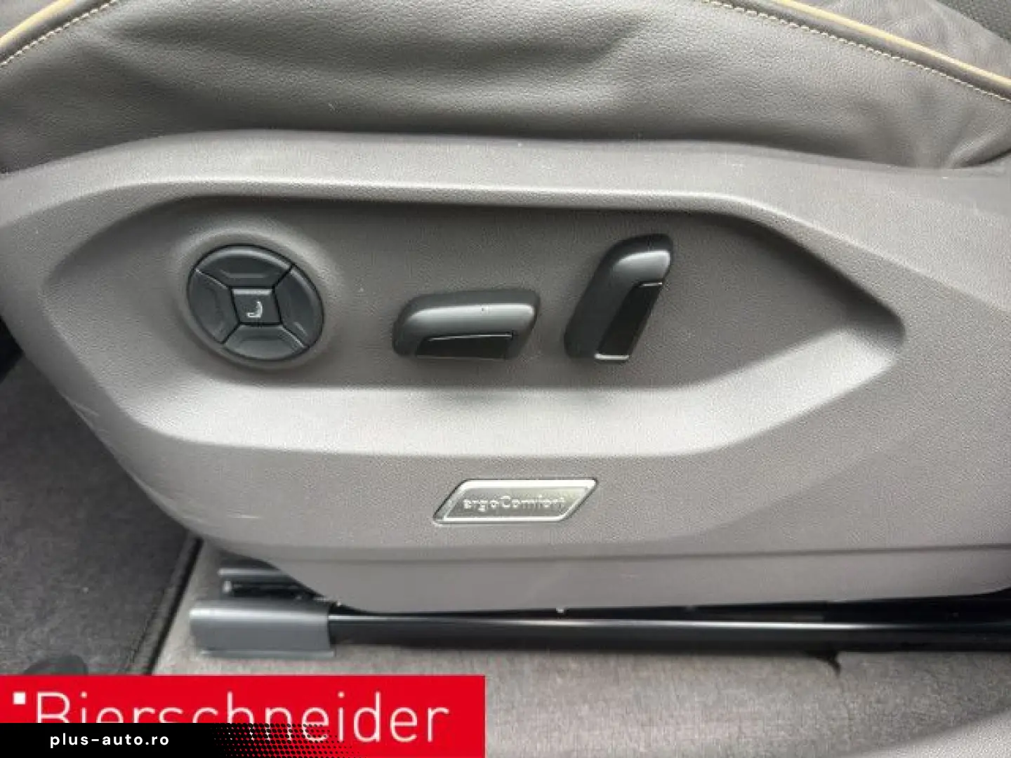 Touareg 3.0 TSI R-Line AHK PANO STAND HuD 360