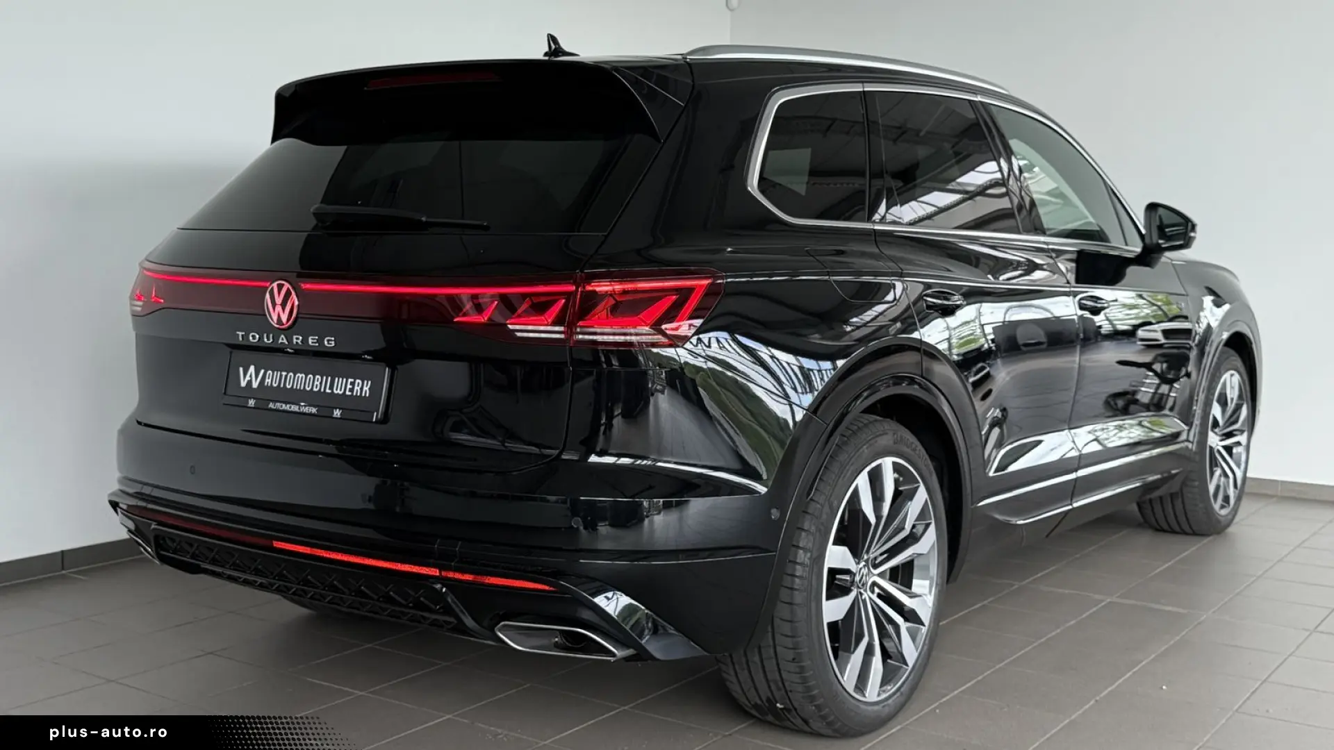 Touareg 3.0 TSI4M R-LINE  PANO  AHK  LUFT  MAS