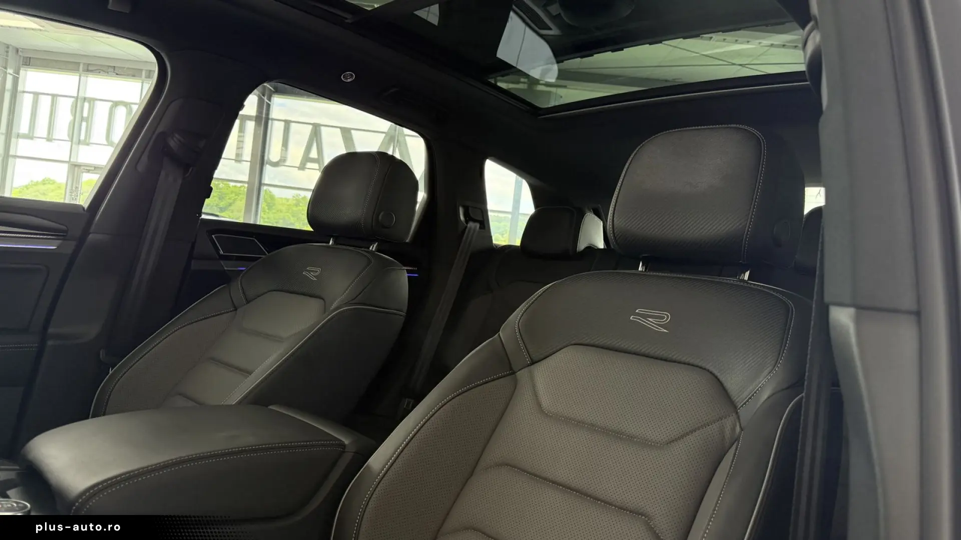 Touareg 3.0 TSI4M R-LINE  PANO  AHK  LUFT  MAS