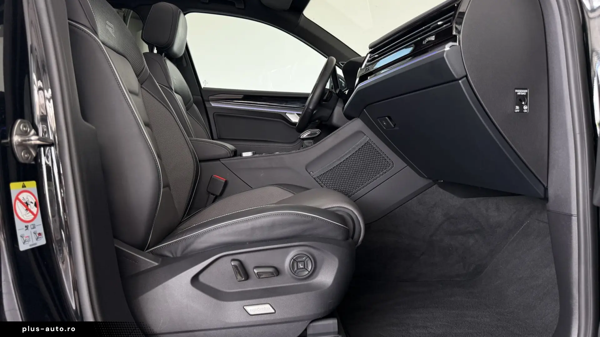 Touareg 3.0 TSI4M R-LINE  PANO  AHK  LUFT  MAS