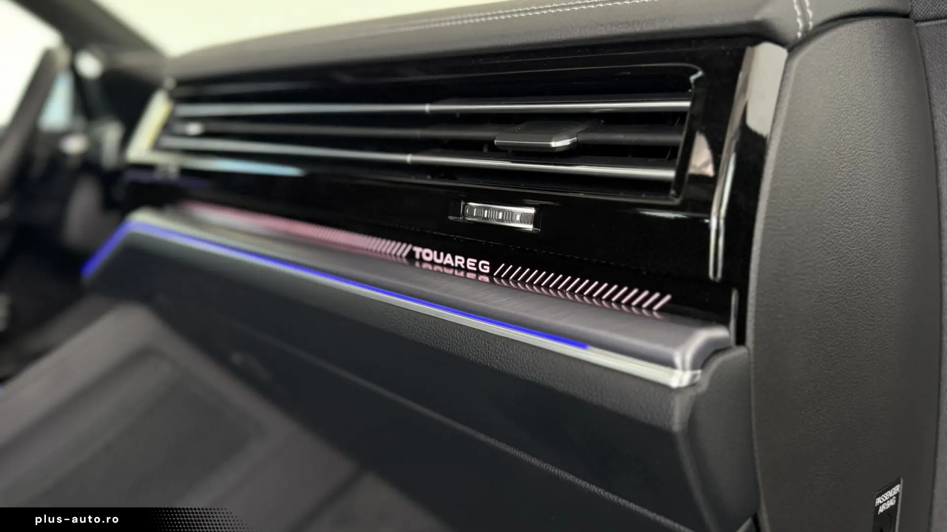 Touareg 3.0 TSI4M R-LINE  PANO  AHK  LUFT  MAS