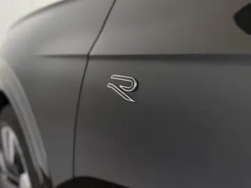 Touareg 3.0 TSI4M R-LINE  PANO  AHK  LUFT  MAS