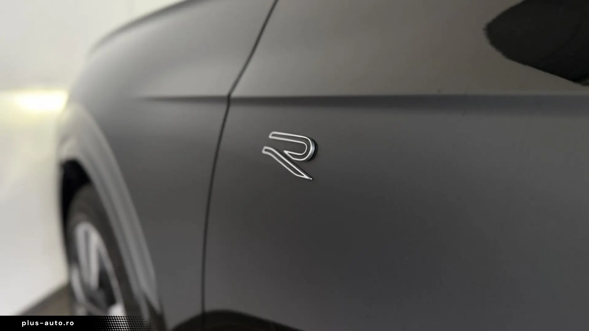 Touareg 3.0 TSI4M R-LINE  PANO  AHK  LUFT  MAS