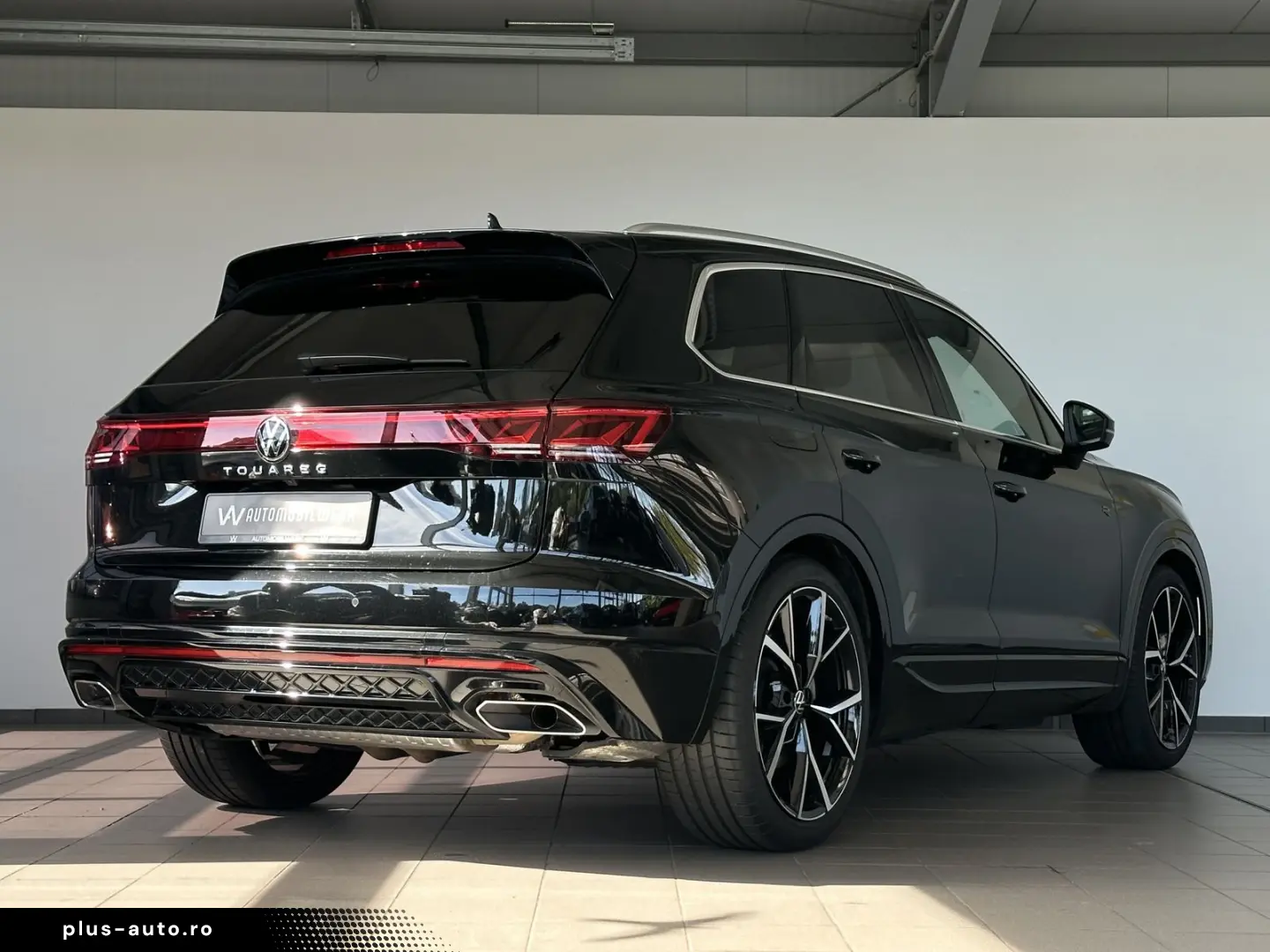 Touareg 3.0 TSI 4M R NACHT MASS SOFT AHK H&U 22