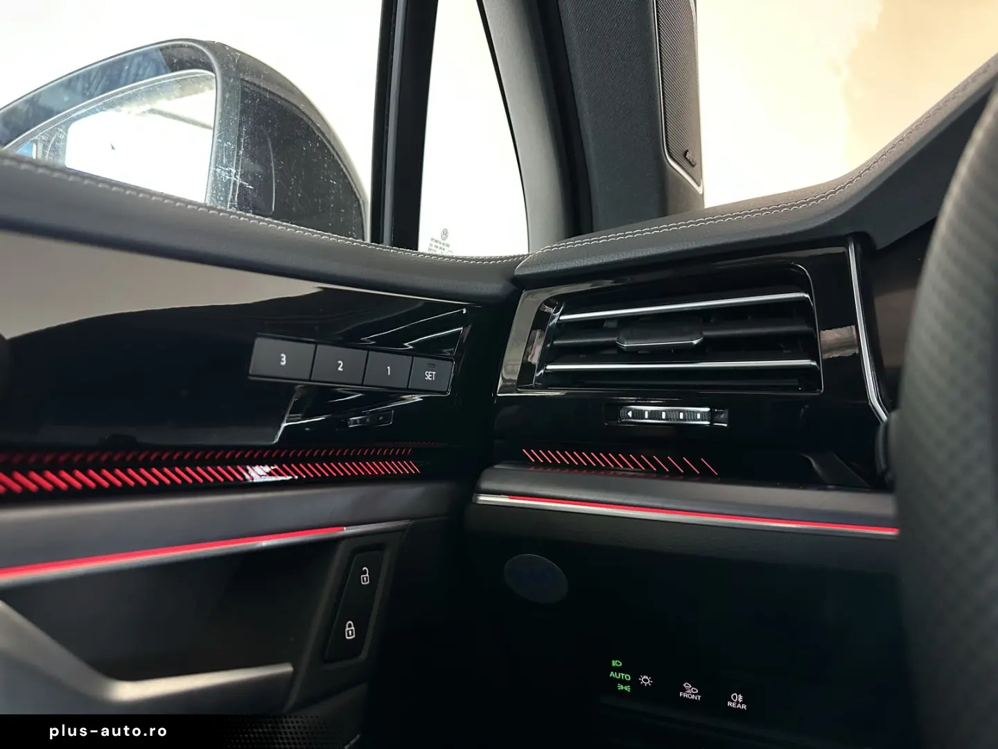 Touareg 3.0 TSI 4M R NACHT MASS SOFT AHK H&U 22