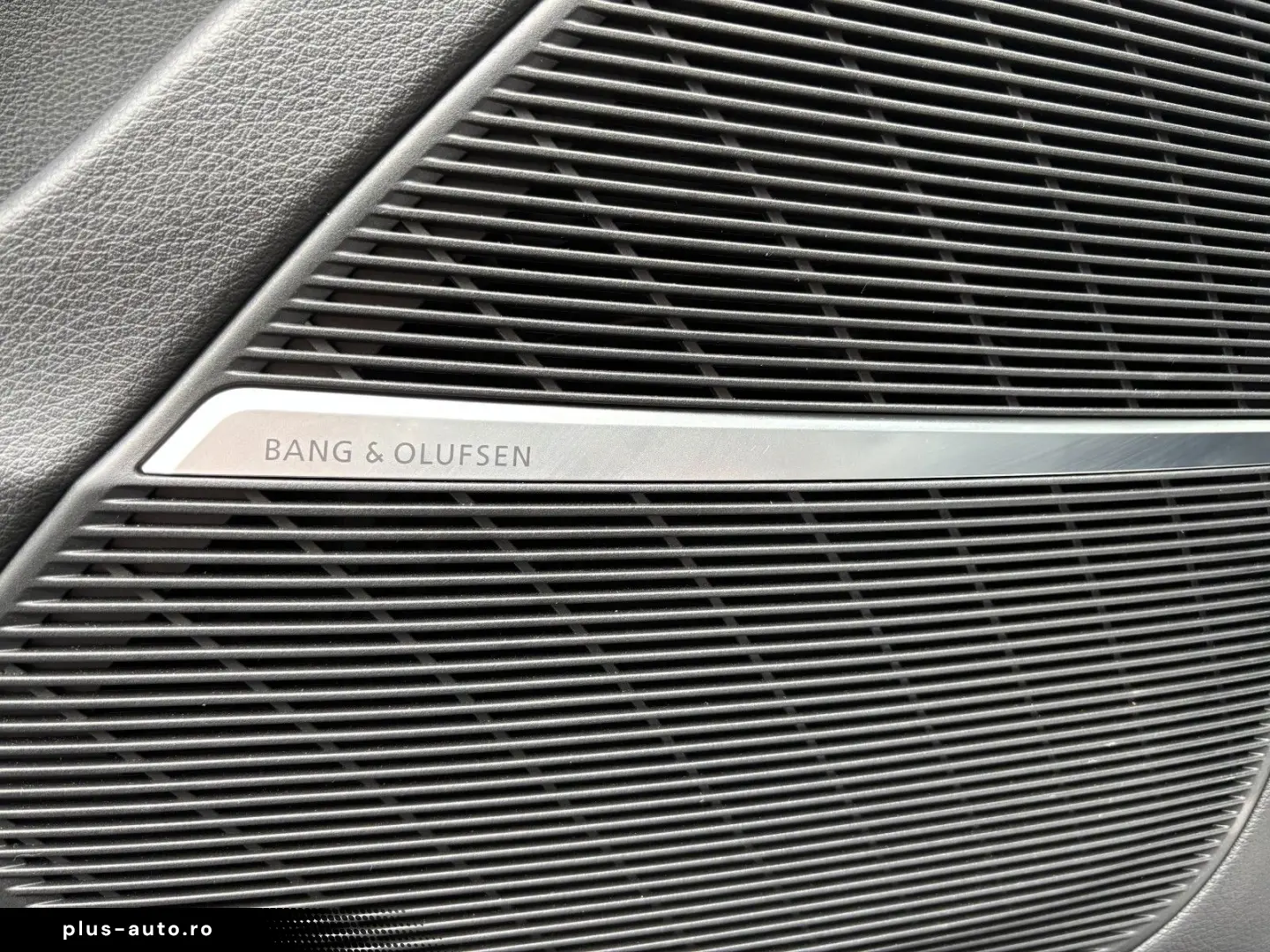 RSQ8 Dynamik  Keramik B&O Pano Soft-Close AHK 23