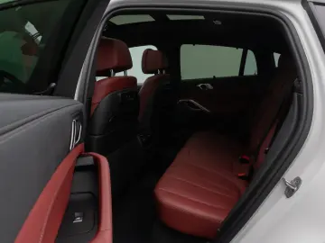 X6 xD40d M Sport Panorama 360 Laser HUD DisplKey