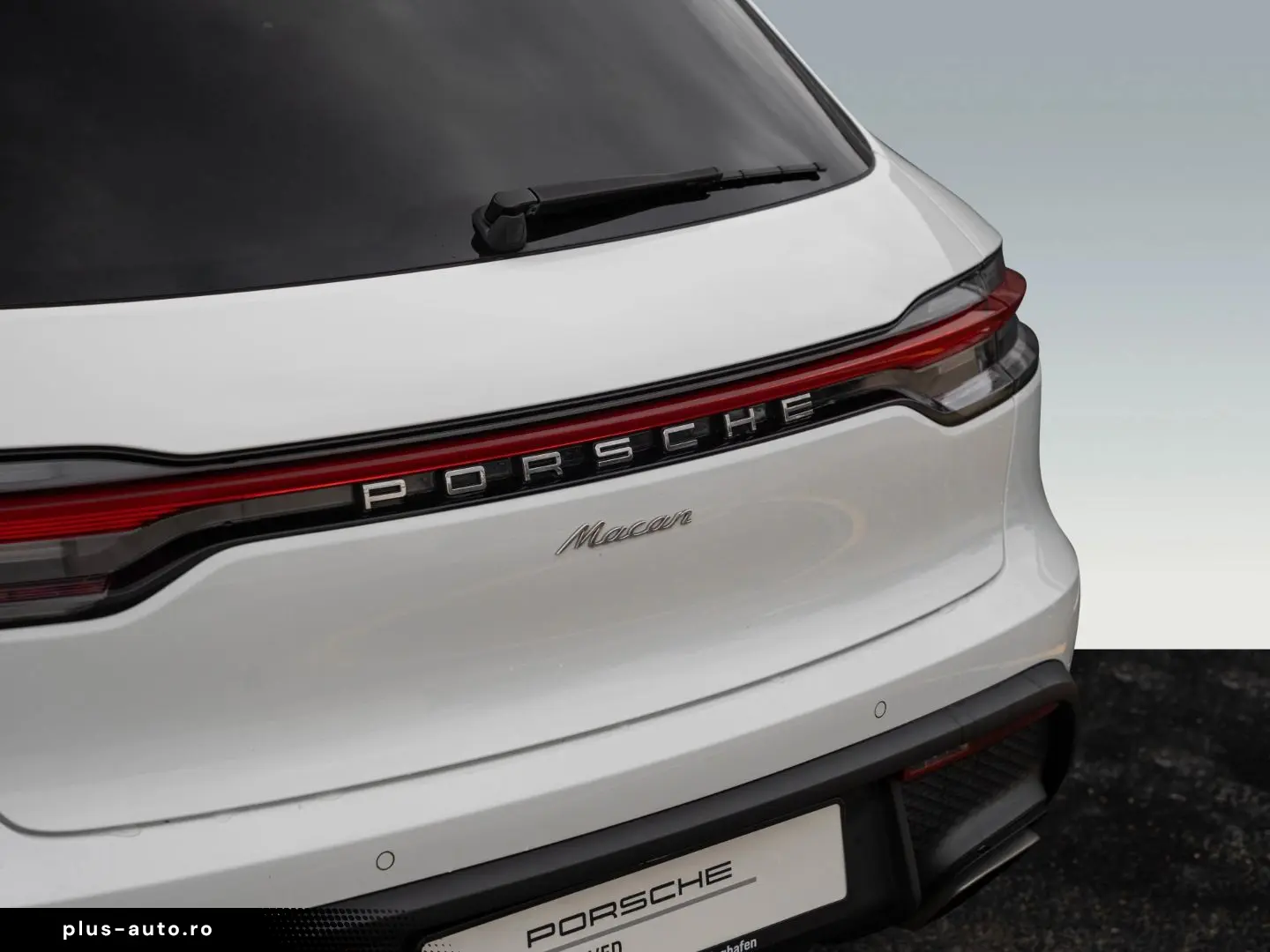 Macan AHK Panorama Dach Rückfahrkamera