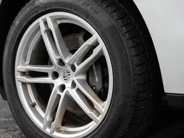 Macan AHK Panorama Dach Rückfahrkamera